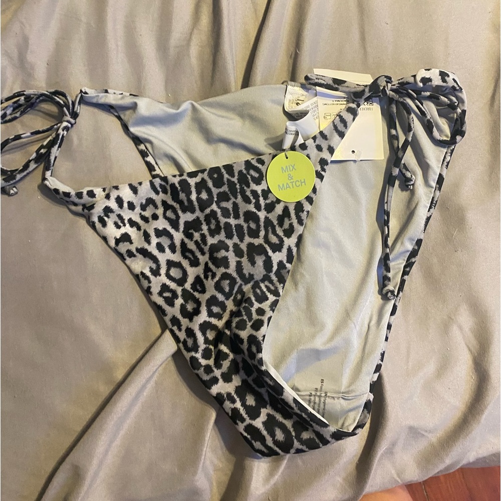 Forever 21, bikini bottoms